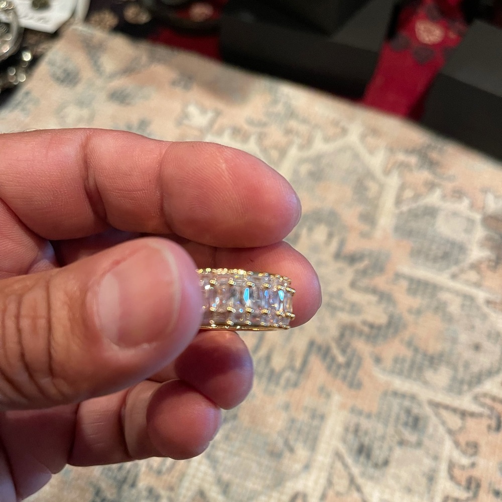 Ring - Picture 4 of 5